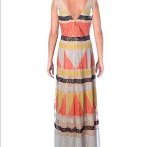 Lace Sleeveless Evening Dress